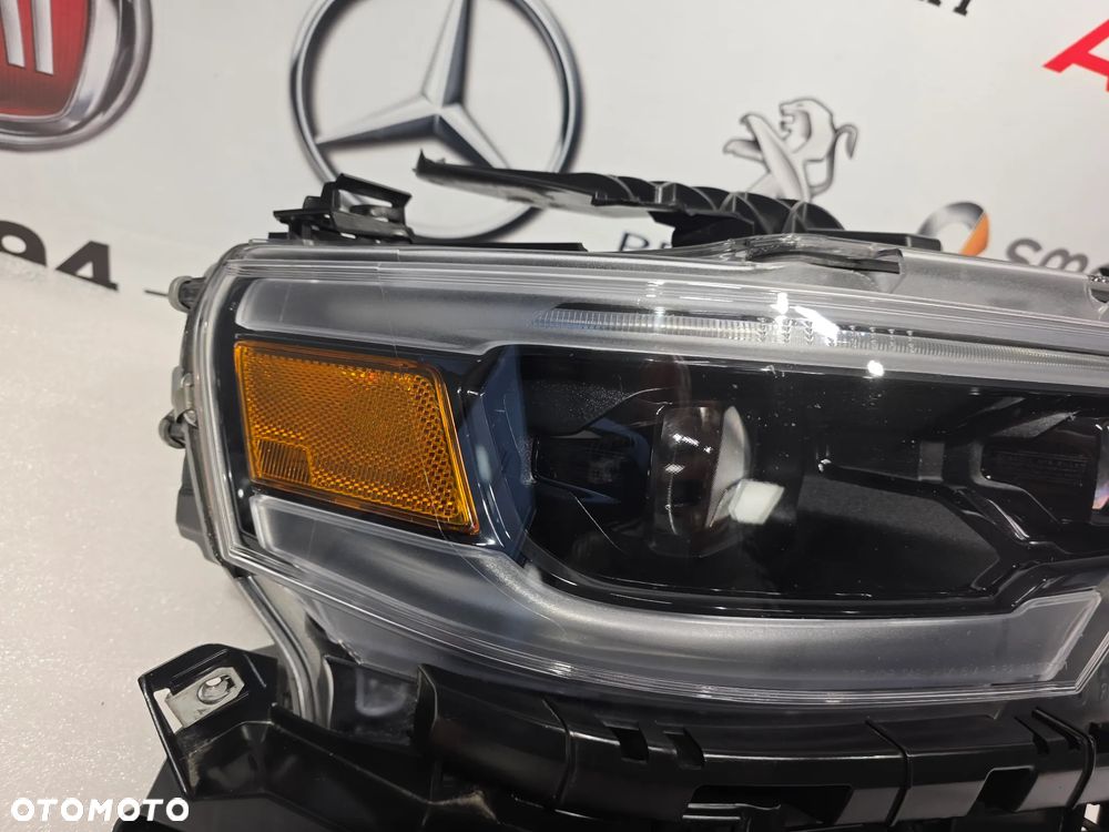 DODGE RAM V 1500 19- BLACK EDITION DYNAMIC IV PRAWA LAMPA PRZEDNIA PRZÓD , NR LE17F6410 / F00HTC705406 / P68477264AA , NR AUKCJI LPP155 - 7