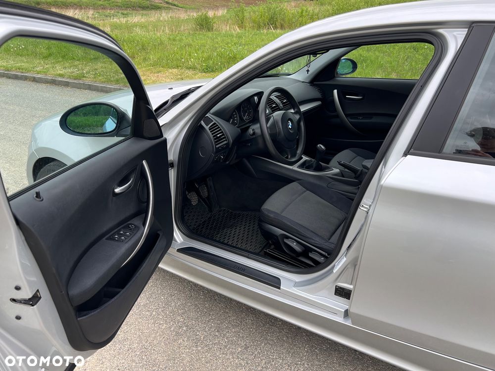 BMW Seria 1 - 11