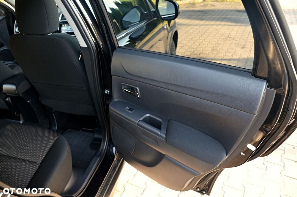 Mitsubishi ASX - 21
