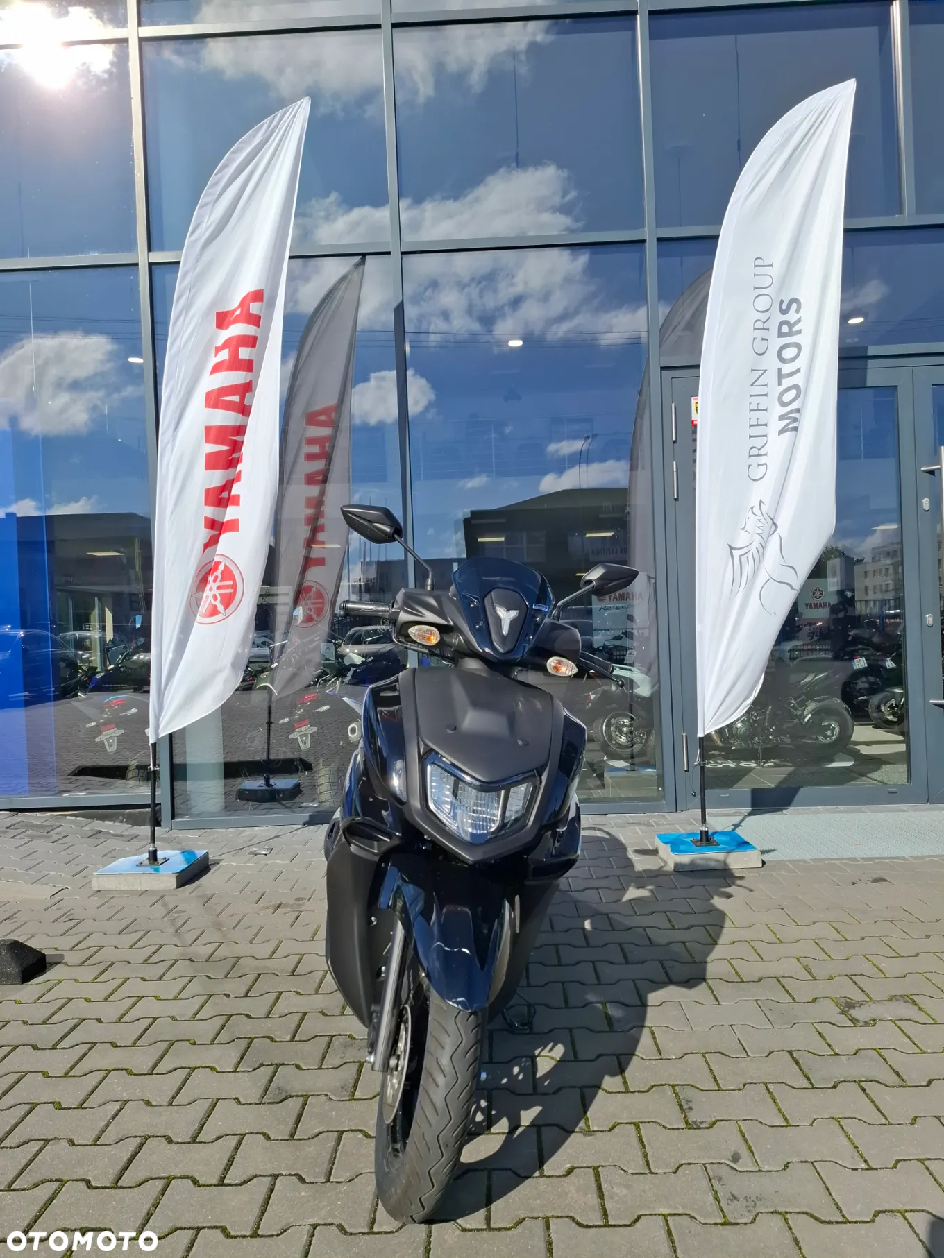 Yamaha ZR - 4