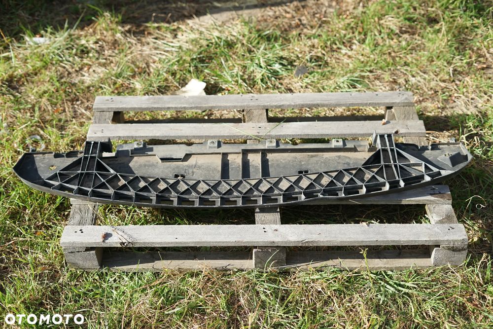 Podłoga osłona pod zderzak Renault Kangoo II 8200501560