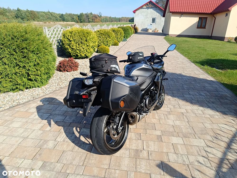 Suzuki GSX 1000 - 9