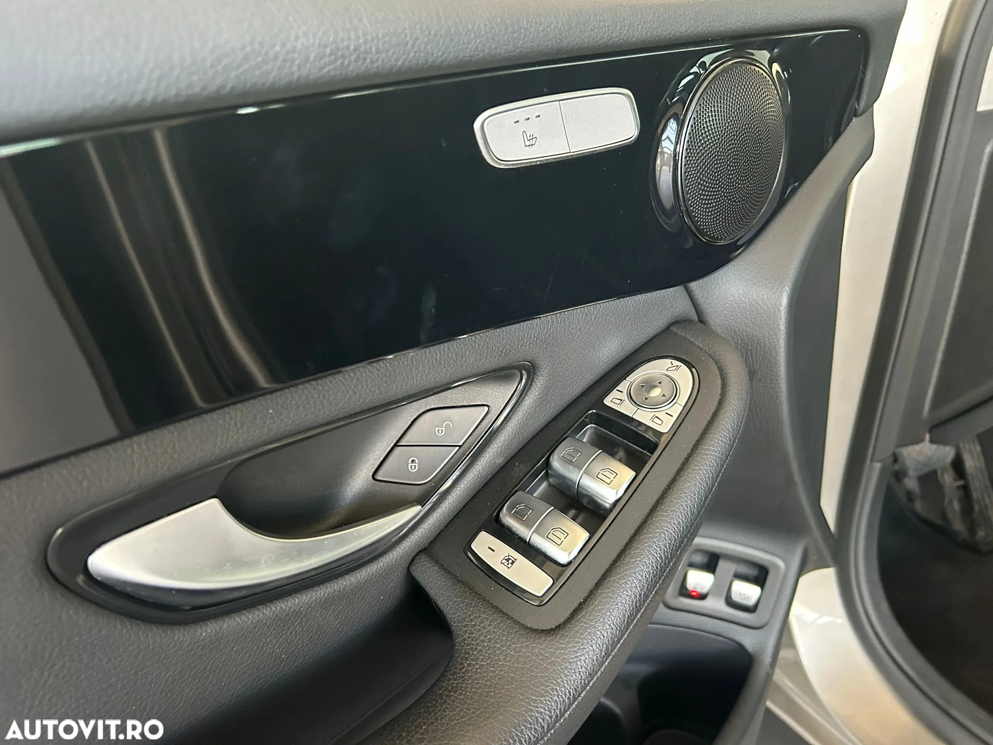 Mercedes-Benz GLC 220 d 4Matic 9G-TRONIC Exclusive - 13