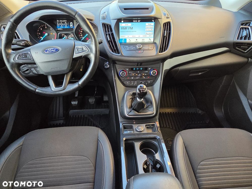 Ford Kuga 2.0 TDCi 4x4 Titanium - 25