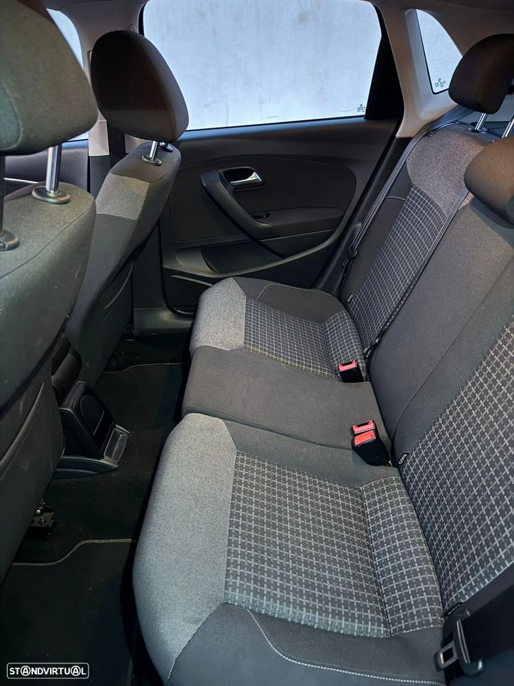 VW Polo 1.0 Confortline - 10