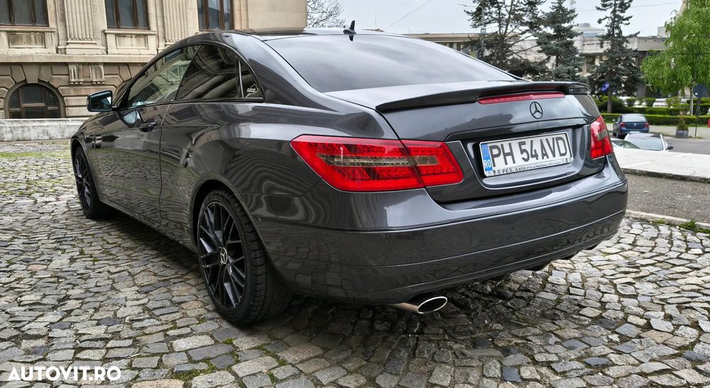 Mercedes-Benz E 220 CDI Automatik Elegance - 3