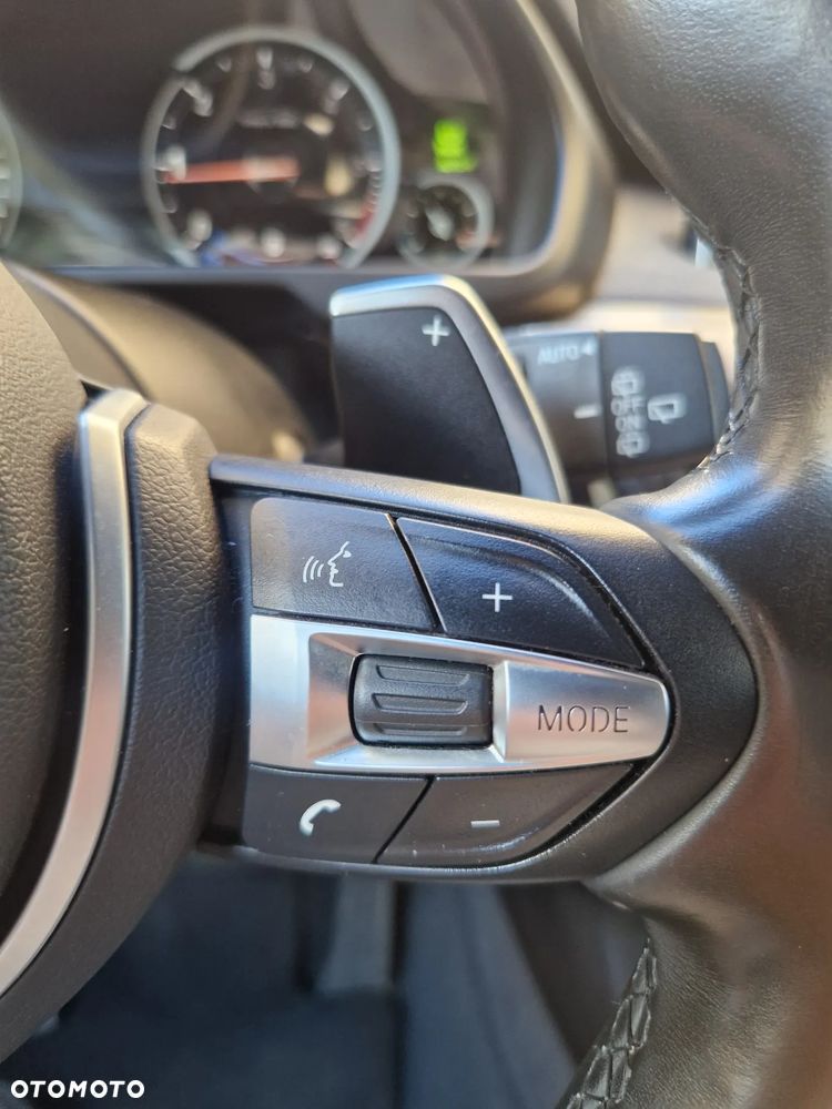 BMW X5 xDrive25d - 13