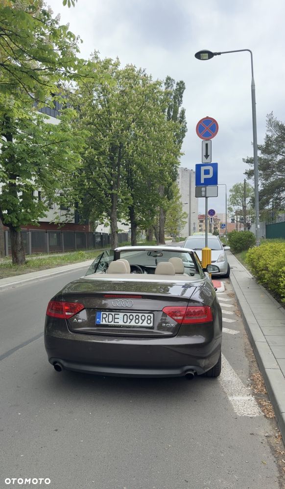 Audi A5 Cabrio - 10