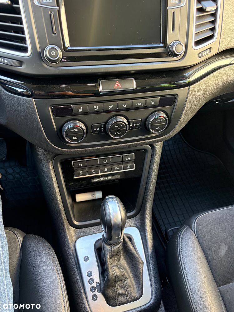 Volkswagen Sharan 2.0 TDI BMT Highline DSG - 11
