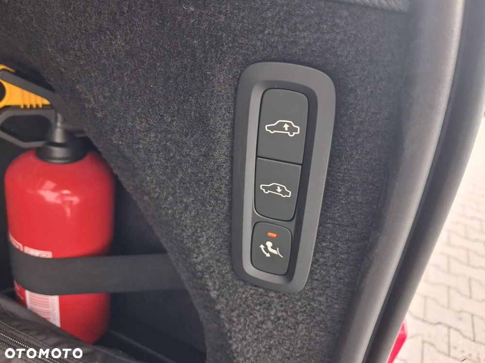 Volvo XC 90 - 27