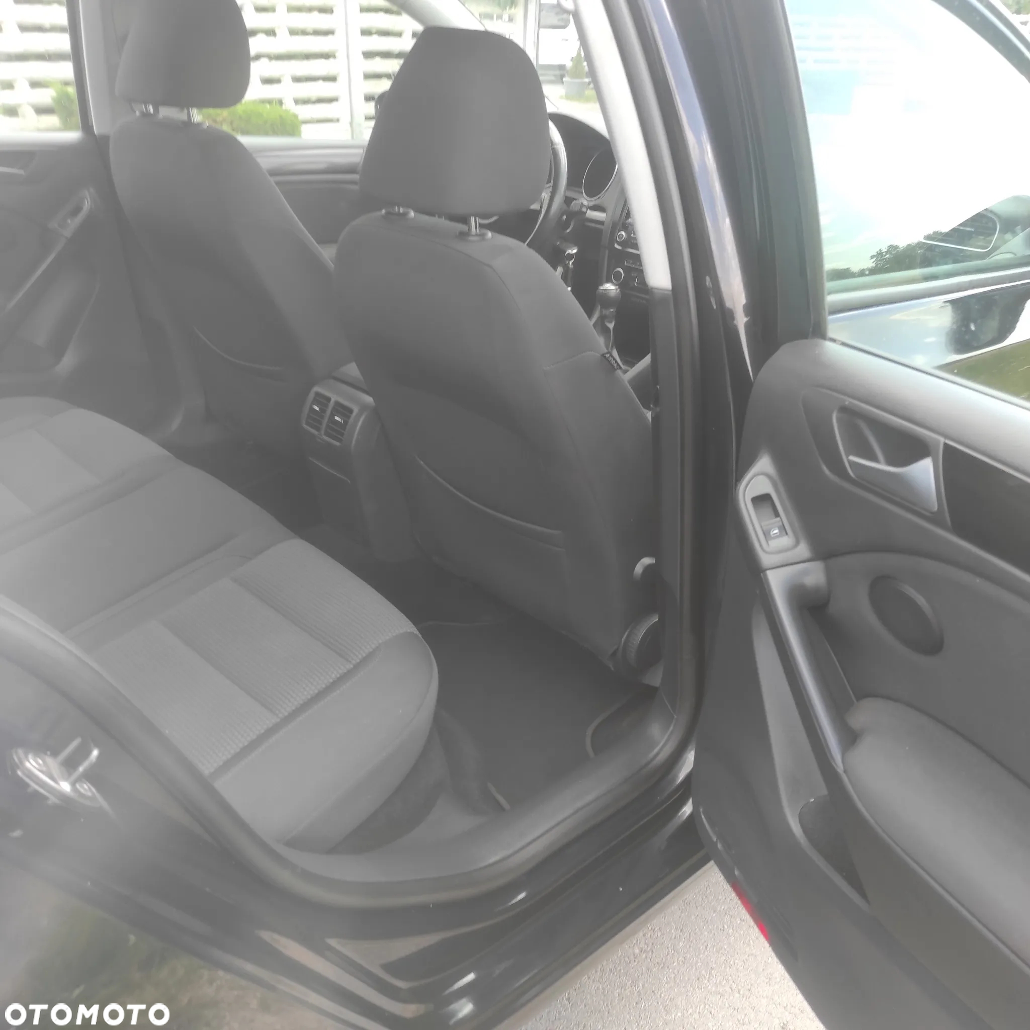 Volkswagen Golf - 17