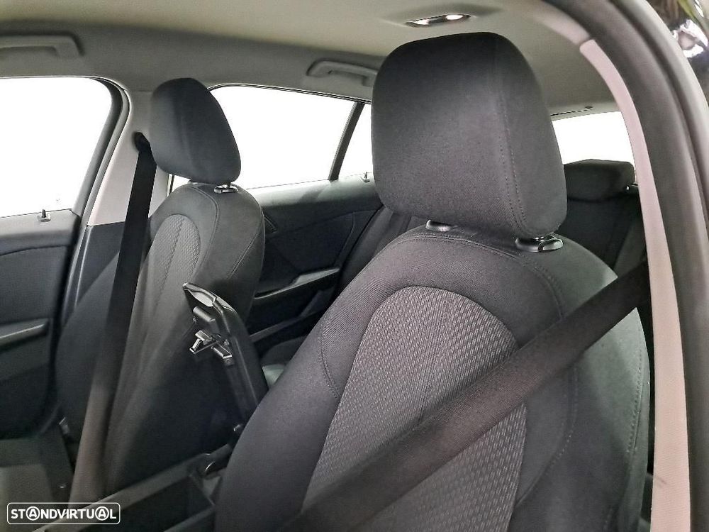 BMW 116 d Corporate Edition Auto - 4