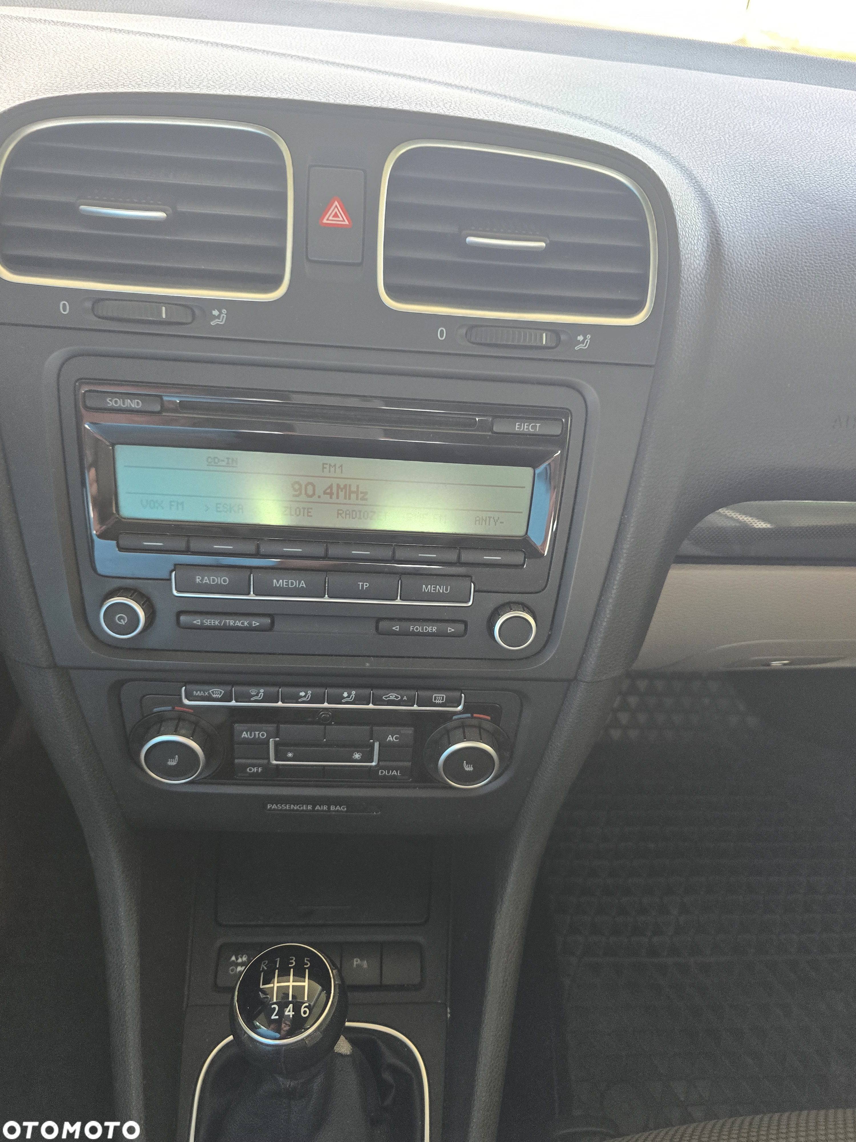 Volkswagen Golf VII 1.4 TSI BMT Comfortline - 17