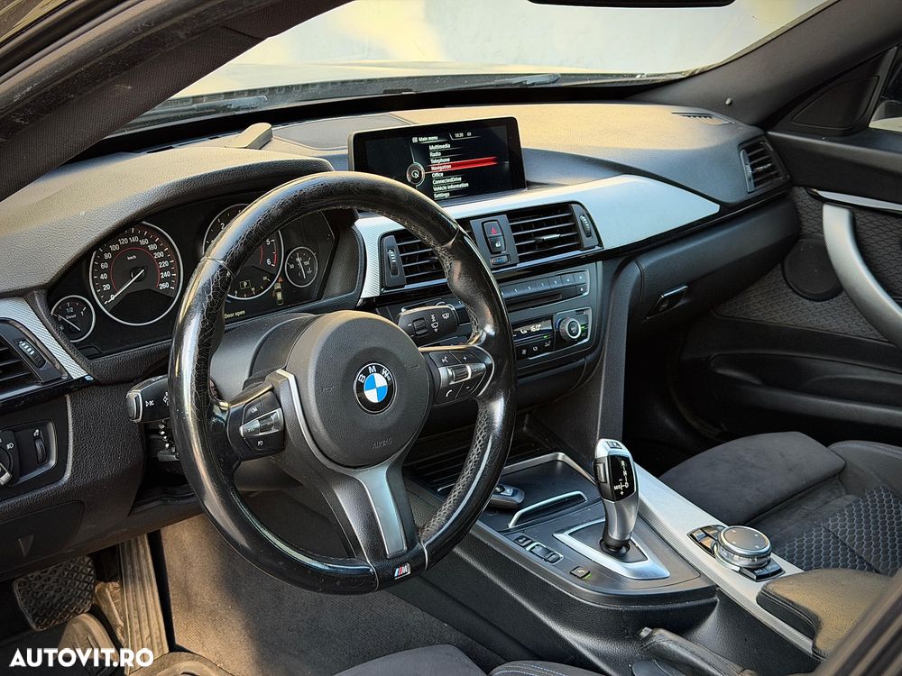 BMW Seria 3 320d Aut. M Sport - 13