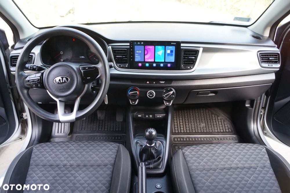 Kia Rio 1.2 L Business Line - 31
