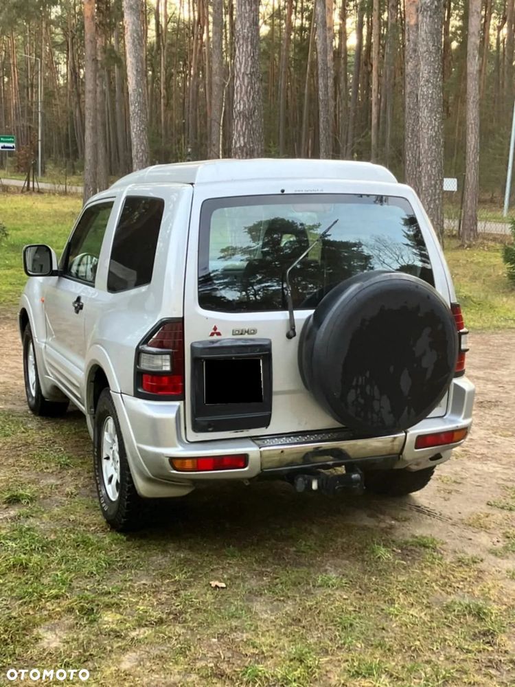 Mitsubishi PAJERO - 14