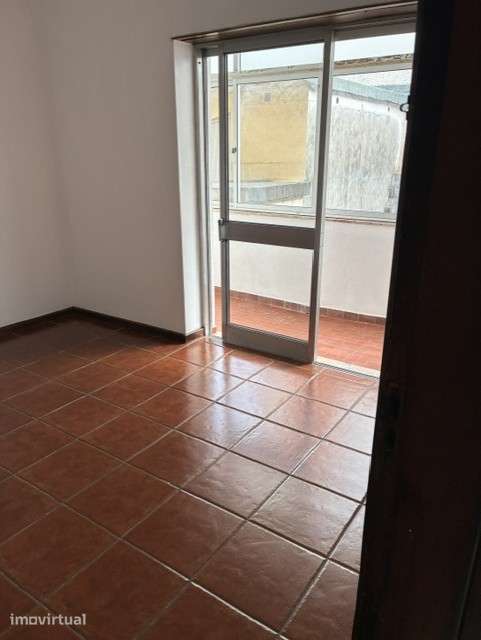 T3 com 2 casas de banho e varanda em Coimbra - Grande imagem: 4/21