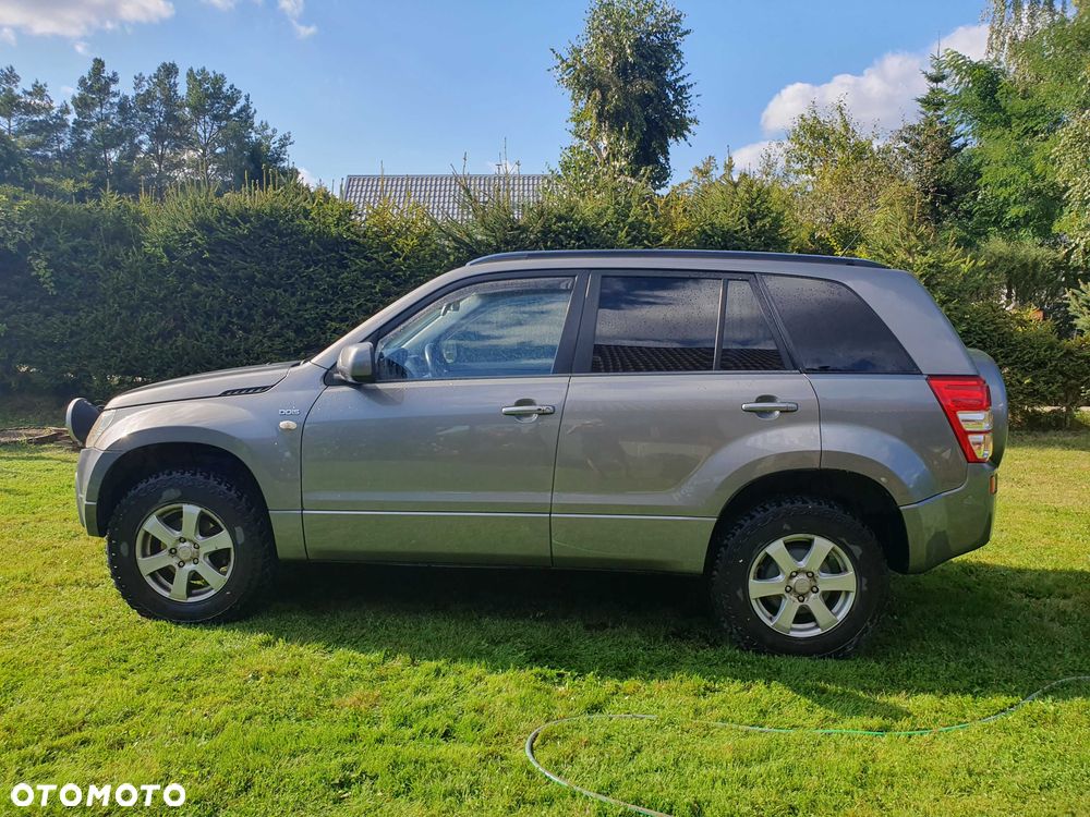 Suzuki Grand Vitara - 2