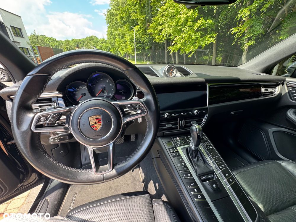 Porsche Macan Standard - 11