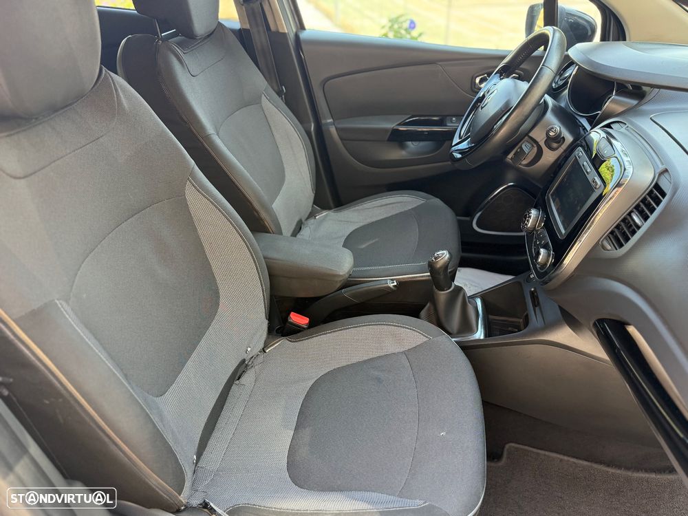 Renault Captur 1.5 dCi Exclusive - 10