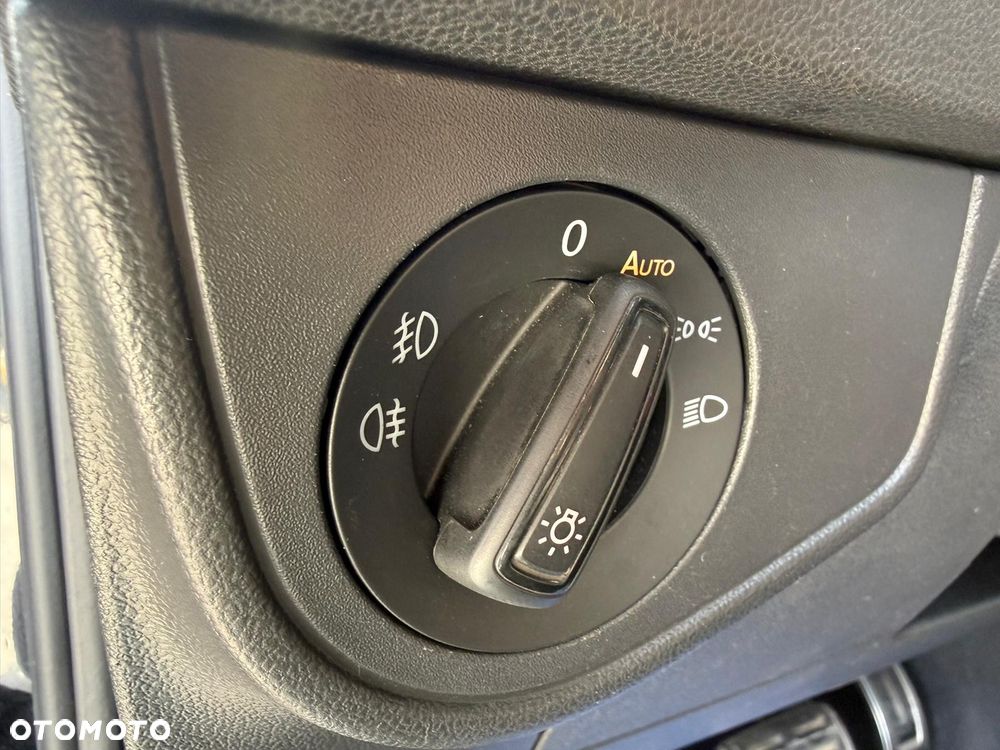 Volkswagen Polo 2.0 TSI DSG GTI - 21