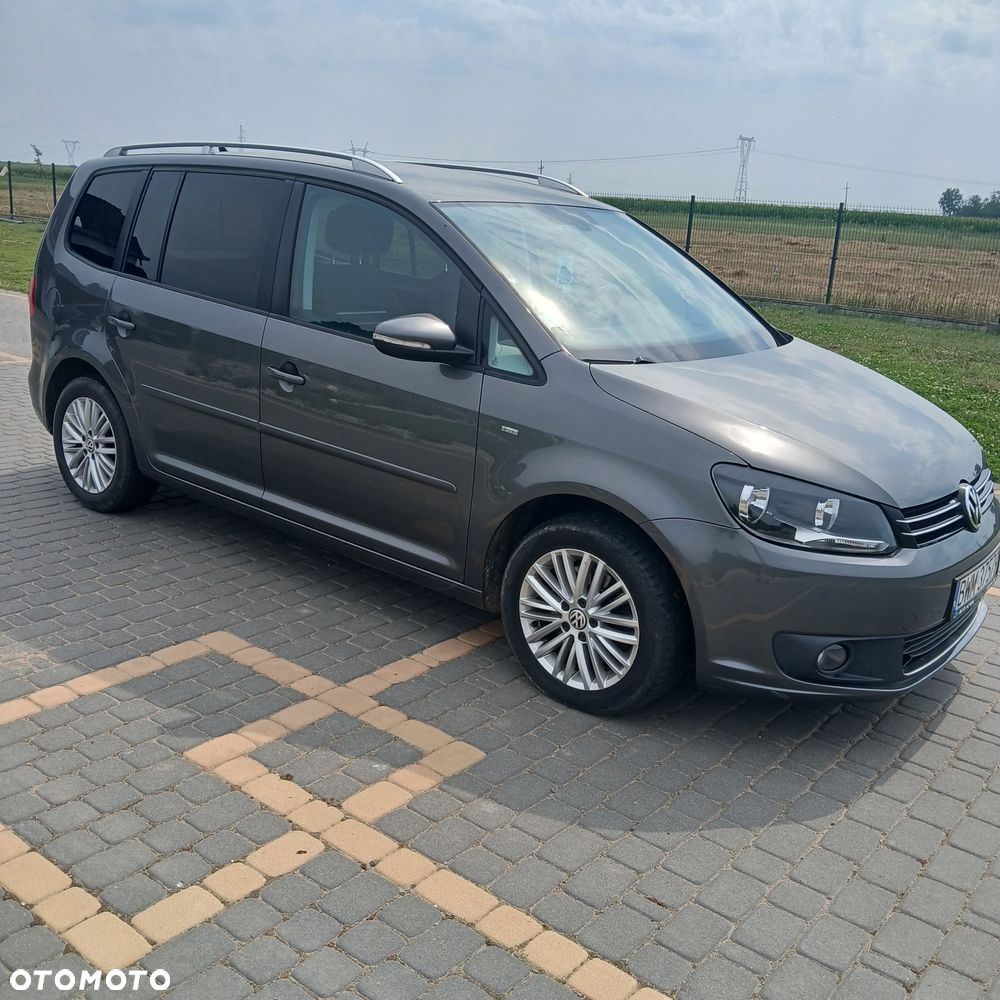 Volkswagen Touran - 1