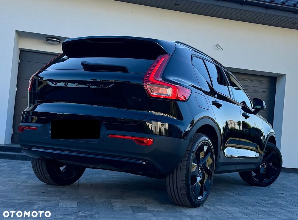 Volvo XC 40 B3 B DKG Plus Black Edition - 8