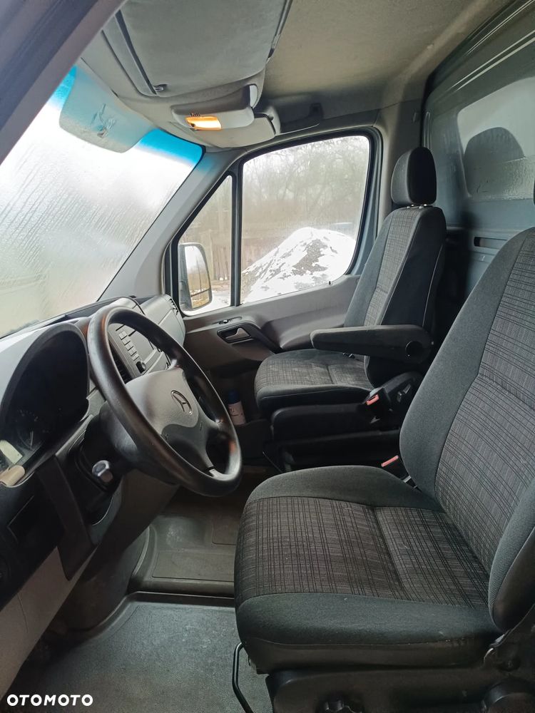 Mercedes-Benz Sprinter 906 BA 50 - 24
