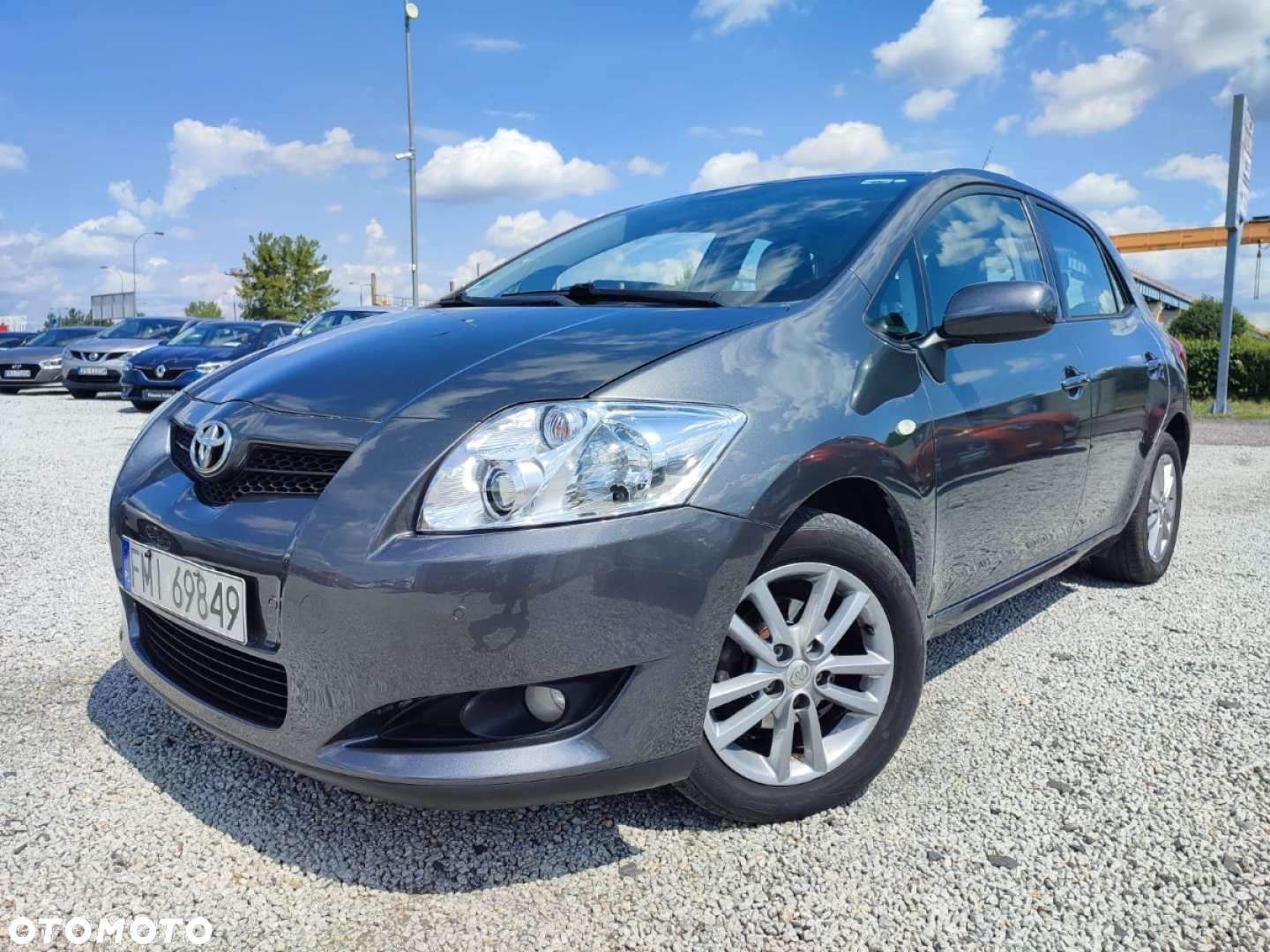 Toyota Auris - 2