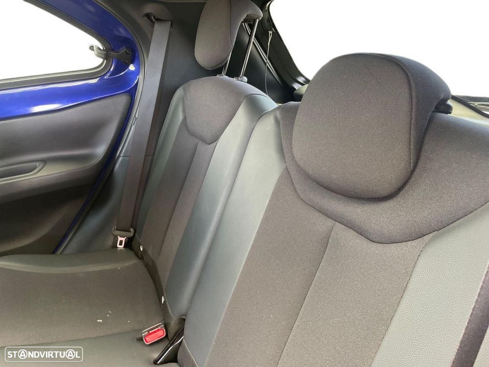 Toyota Aygo X 1.0 Envy - 11
