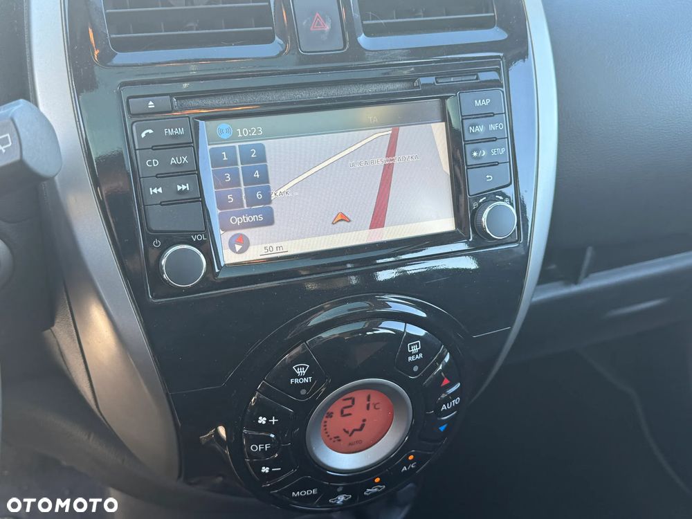 Nissan Micra 1.2 Tekna EU6 - 13