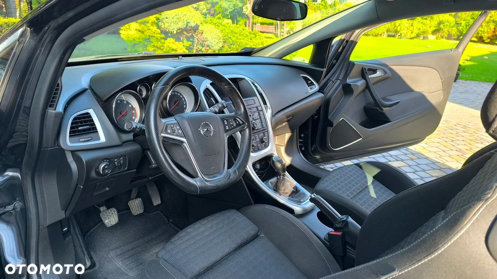 Opel Astra 1.4 Turbo - 9