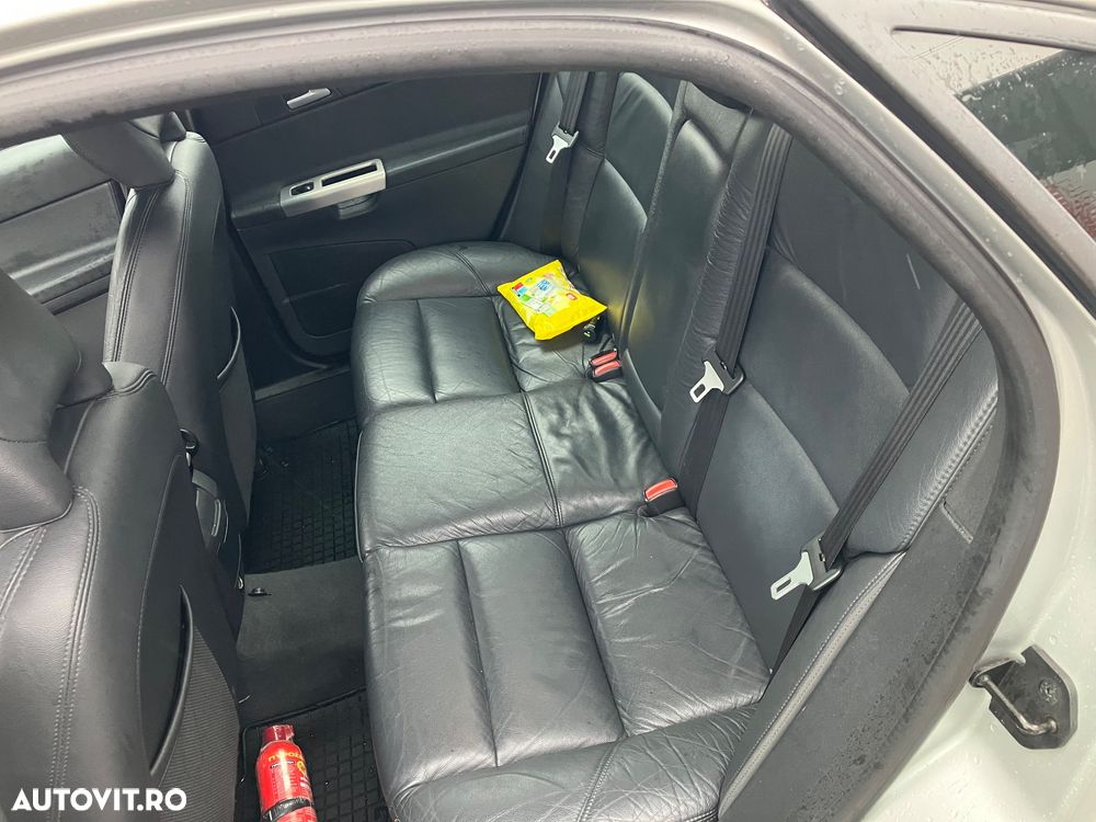 Volvo S40 1.6 D Momentum - 11