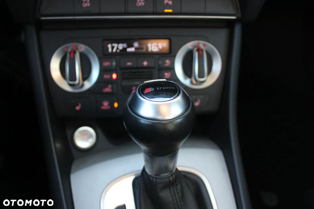 Audi Q3 2.0 TDI Quattro S tronic - 32