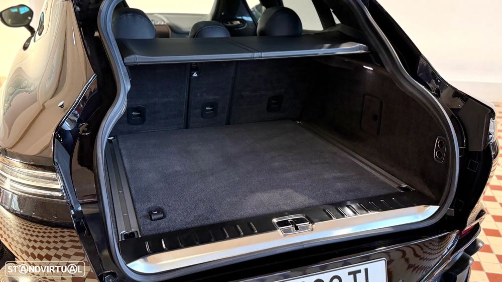 Aston Martin DBX 707 - 48