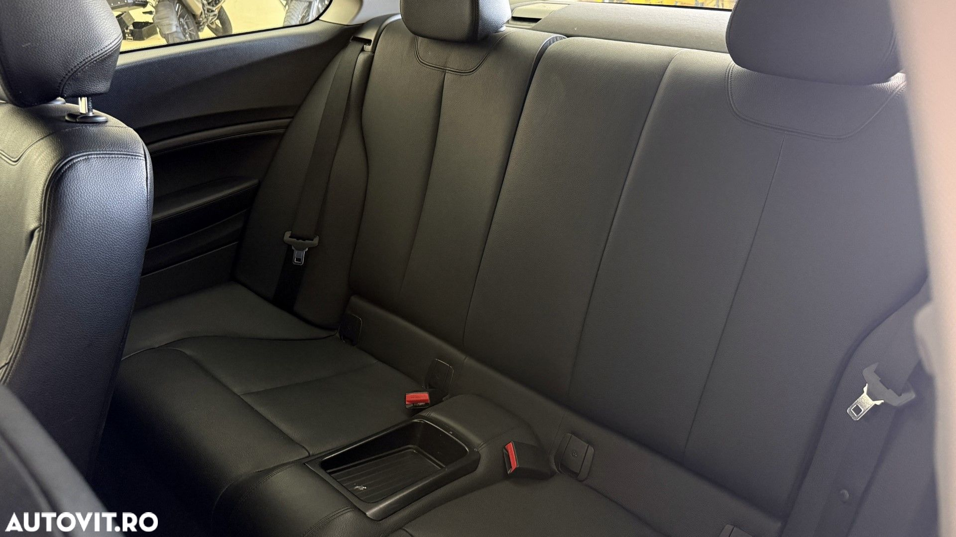 BMW Seria 2 218d Coupe Aut. Luxury Line - 9