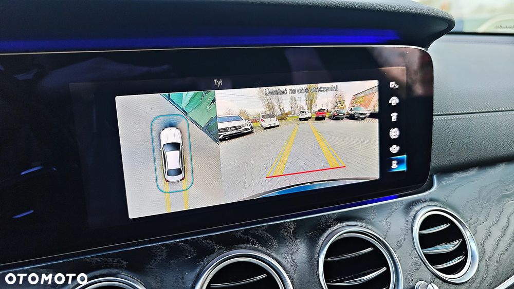 Mercedes-Benz Klasa E 220 d 4-Matic AMG - 29