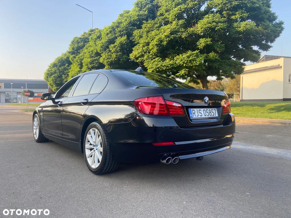 BMW Seria 5 520d - 8
