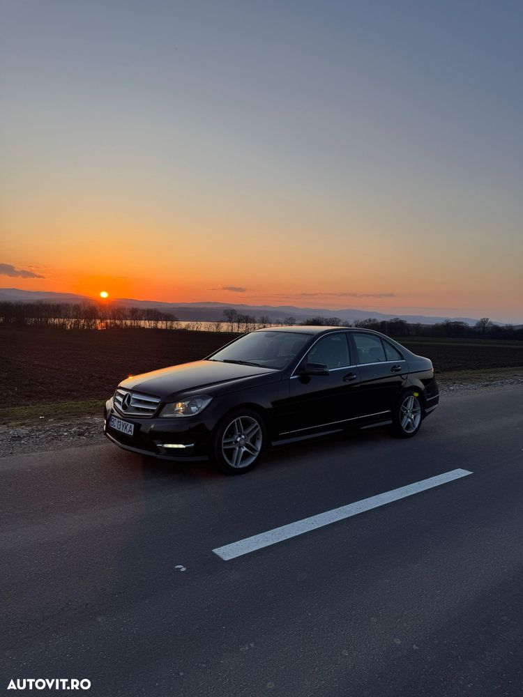 Mercedes-Benz C 200 CDI DPF (BlueEFFICIENCY) Avantgarde - 2