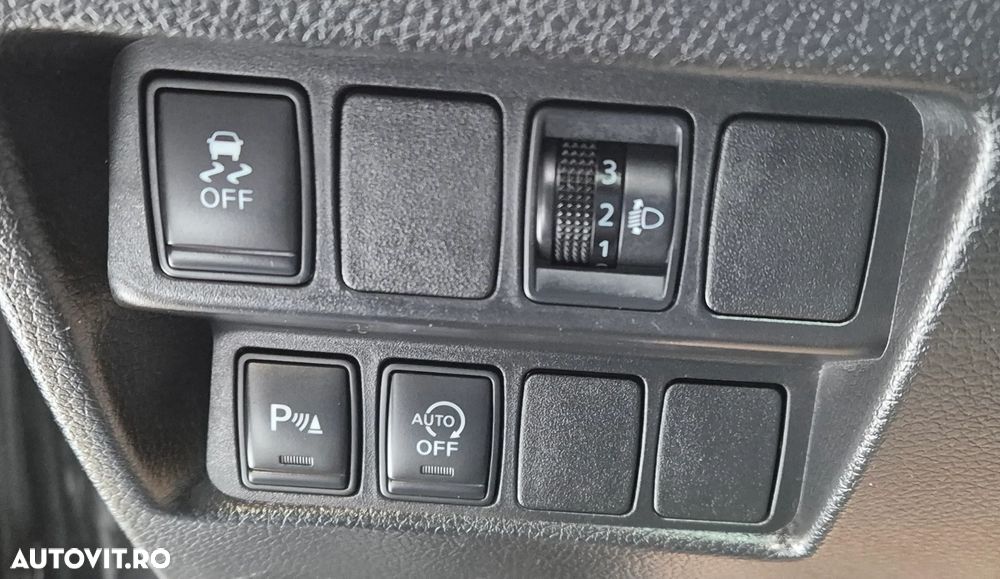 Nissan Qashqai 1.5 DCI N-Connecta - 20