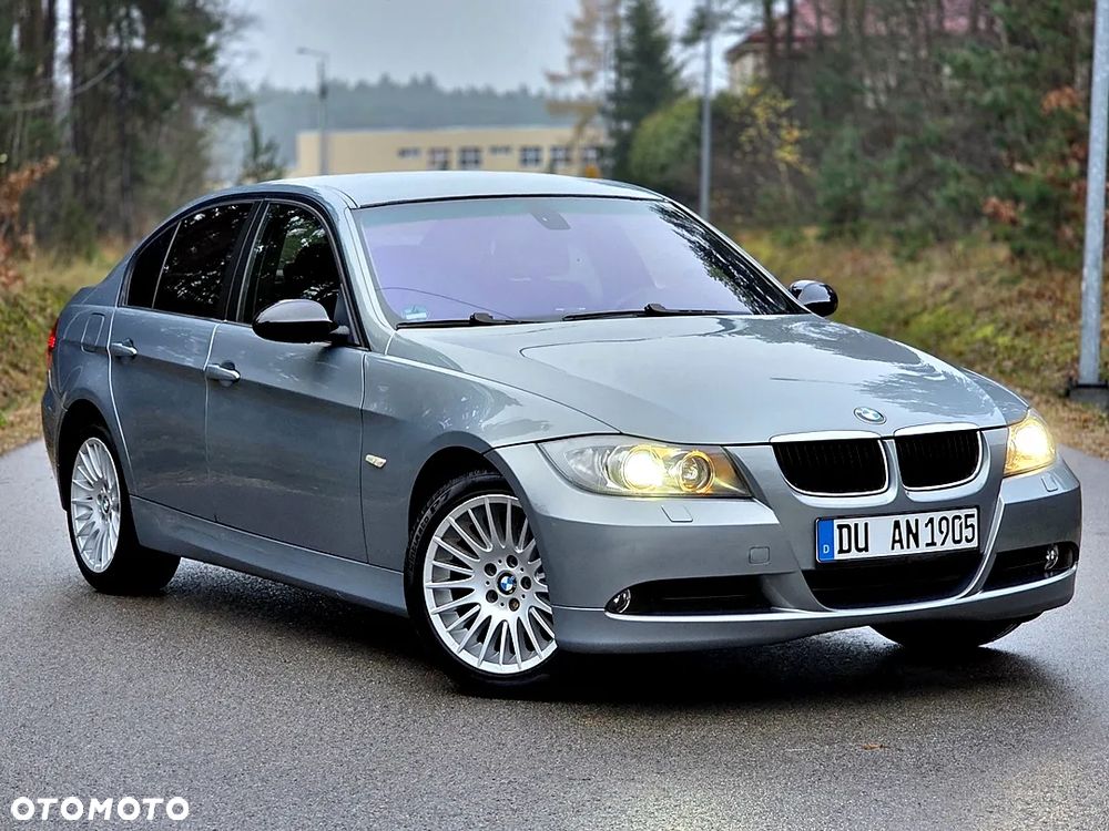 BMW Seria 3 320i - 10