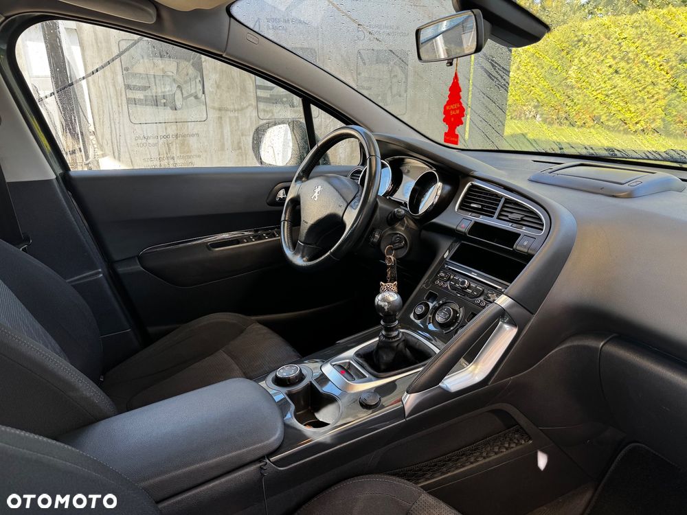 Peugeot 3008 1.6 HDi Premium - 4
