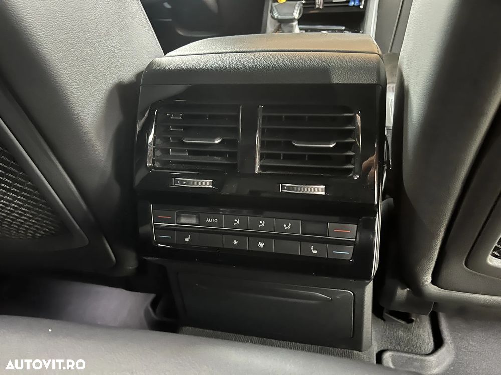 Volkswagen Touareg - 14