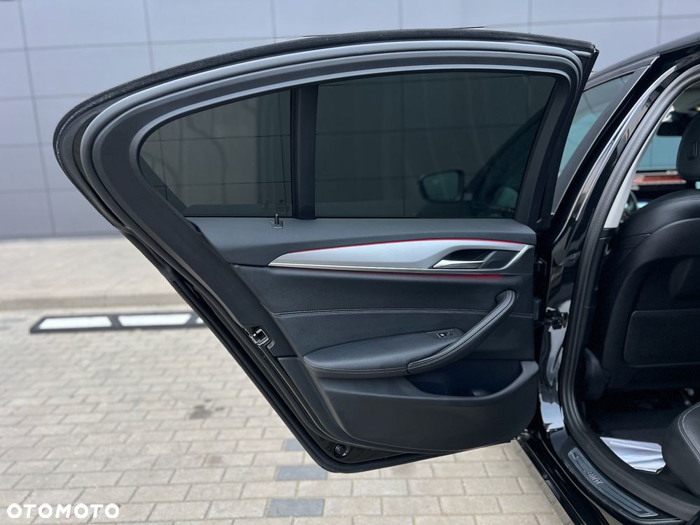 BMW Seria 5 520d MHEV Luxury Line sport - 38