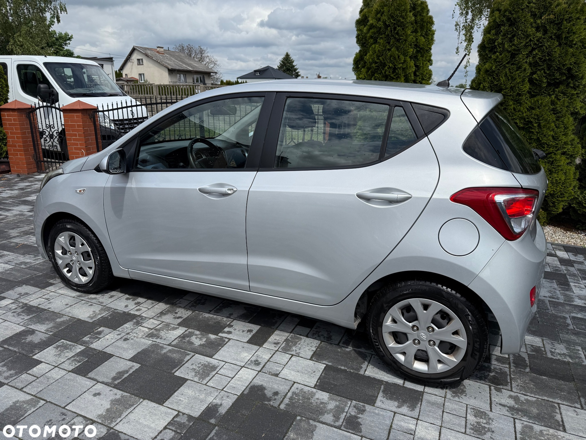 Hyundai i10 1.0 Premium - 10