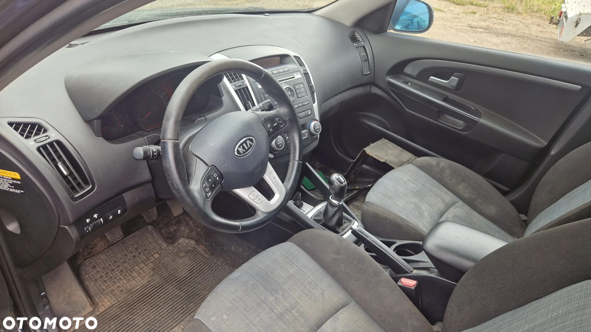 Kia Ceed 1.6 CRDi 128 Dream Team Edition - 5