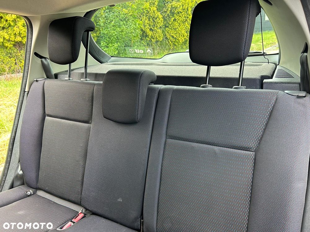 Renault Clio 1.2 16V Alize - 19