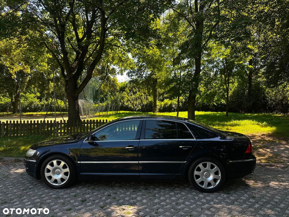 Volkswagen Phaeton - 12