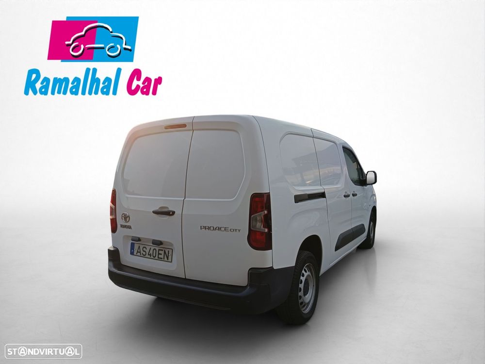 Toyota Proace City 1.5D L2 Exclusive - 8