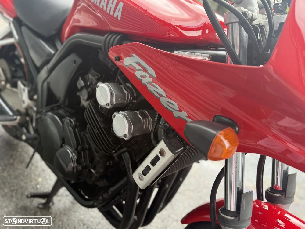 Yamaha FZS FAZER 600 C/ EXTRAS - 10